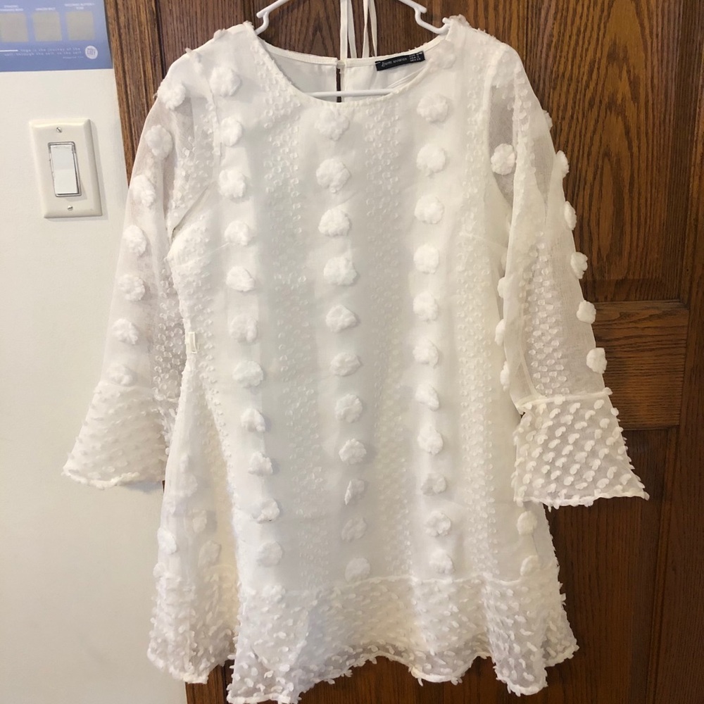 White long sleeved dress